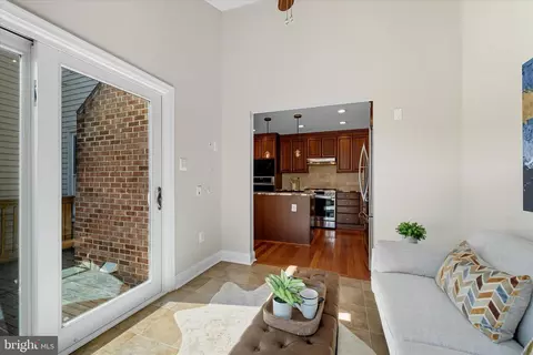 8444 Millwood Dr, Springfield, VA 22152 photo 18