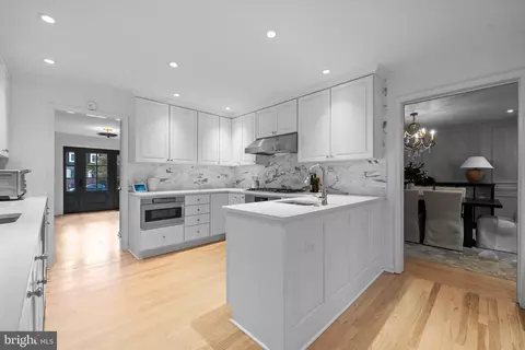 Kitchen - 1213 Pine Hill Rd, Mclean, VA 22101 photo 2 of 7