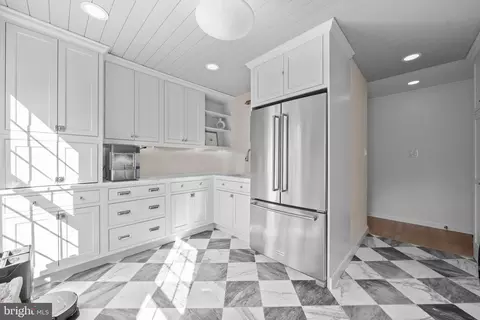 Other - 1213 Pine Hill Rd, Mclean, VA 22101 photo 12 of 22