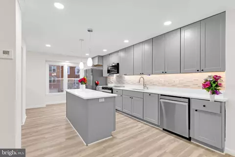 Kitchen - 8108 Squirrel Run Rd, Springfield, VA 22152 photo 4 of 4