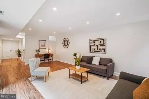 11488 Links Dr, Reston, VA 20190 photo 13
