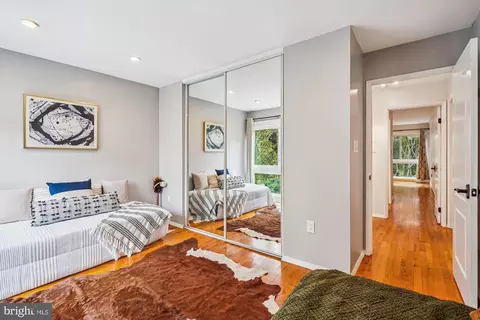 11488 Links Dr, Reston, VA 20190 photo 32