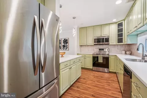11488 Links Dr, Reston, VA 20190 photo 5