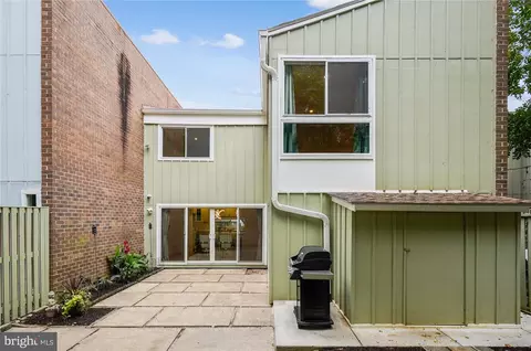 11488 Links Dr, Reston, VA 20190 photo 15