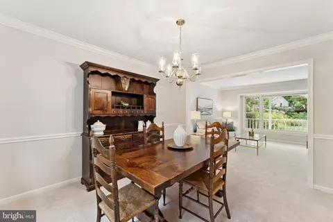 Dining - 9211 Beachway Ln, Springfield, VA 22153 photo 3 of 3