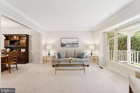 Living - 9211 Beachway Ln, Springfield, VA 22153 photo 1 of 6