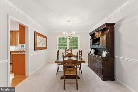 Dining - 9211 Beachway Ln, Springfield, VA 22153 photo 2 of 3