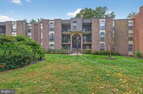 8310 Tobin Rd #23, Annandale, VA 22003