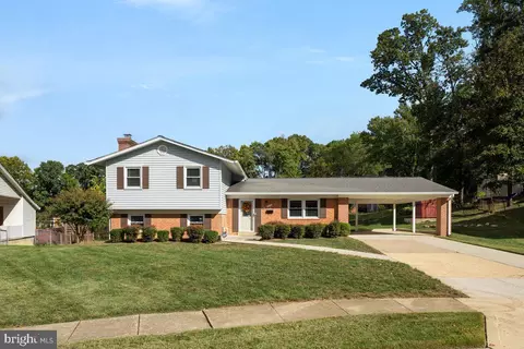 6434 Rives Ct, Springfield, VA 22150