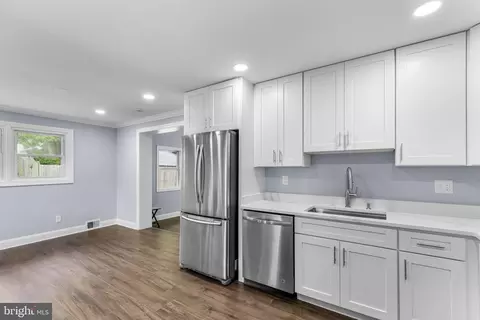 7414 Chatham St, Springfield, VA 22151 photo 12