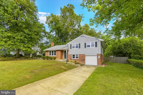 7414 Chatham St, Springfield, VA 22151 photo 2