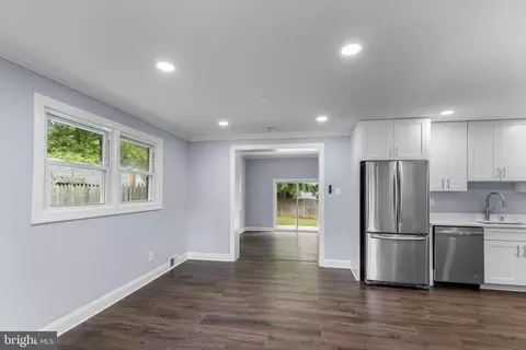 7414 Chatham St, Springfield, VA 22151 photo 8