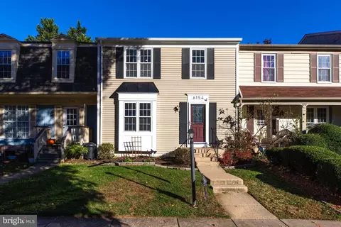 6154 Martins Landing Ct, Burke, VA 22015