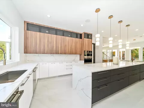 Kitchen - 2209 Hunter Mill Rd, Vienna, VA 22181 photo 4 of 12