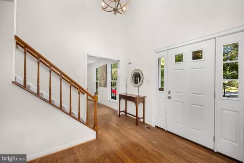 1302 Clayborne House Ct, Mclean, VA 22101 photo 3