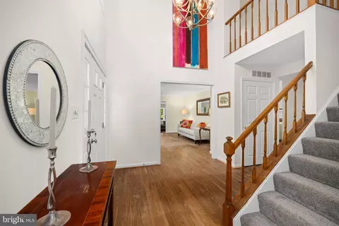 1302 Clayborne House Ct, Mclean, VA 22101 photo 26