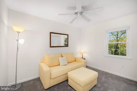 1302 Clayborne House Ct, Mclean, VA 22101 photo 25