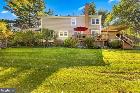 1302 Clayborne House Ct, Mclean, VA 22101 photo 31