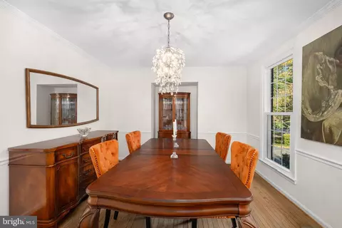 1302 Clayborne House Ct, Mclean, VA 22101 photo 8