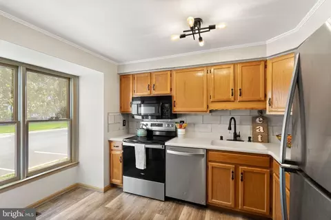 Kitchen - 1700 Quietree Dr, Reston, VA 20194 photo 1 of 4