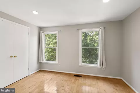 Bedroom - 1700 Quietree Dr, Reston, VA 20194 photo 4 of 5