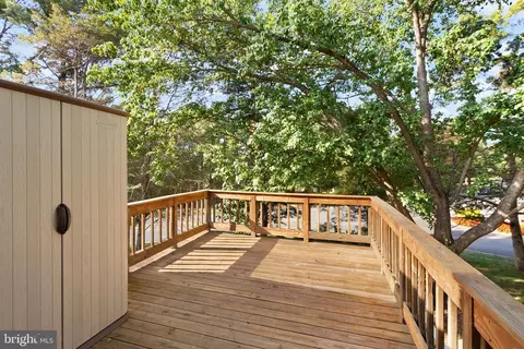 Exterior - 1700 Quietree Dr, Reston, VA 20194 photo 9 of 15