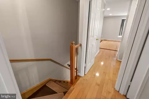 Entry Way - 1700 Quietree Dr, Reston, VA 20194 photo 6 of 10