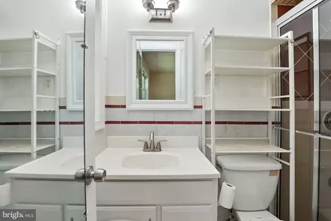 Bath - 5206 Easton Dr, Springfield, VA 22151 photo 1 of 4