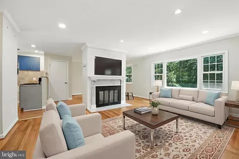 Living - 5206 Easton Dr, Springfield, VA 22151 photo 1 of 5