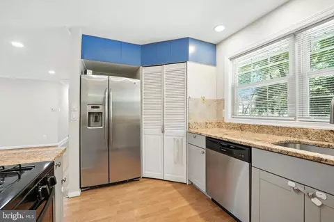 Kitchen - 5206 Easton Dr, Springfield, VA 22151 photo 3 of 3