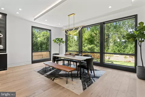 Dining - 1471 Waggaman Cir, Mclean, VA 22101 photo 3 of 3