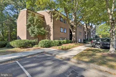 1413 Northgate Sq #13/12B, Reston, VA 20190