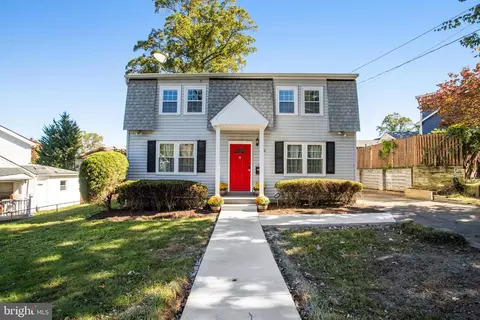 6908 Barrett, Falls Church, VA 22042