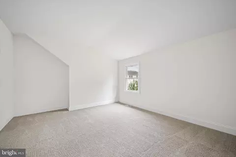 Bedroom - 7305 Belinger Ct, Springfield, VA 22150 photo 6 of 9