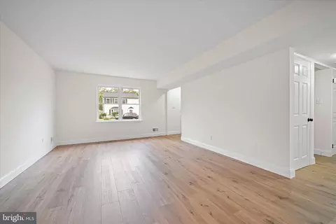 Living - 7305 Belinger Ct, Springfield, VA 22150 photo 1 of 1
