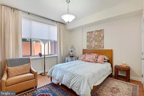 Bedroom - 1450 Emerson Ave #210, Mclean, VA 22101 photo 2 of 2