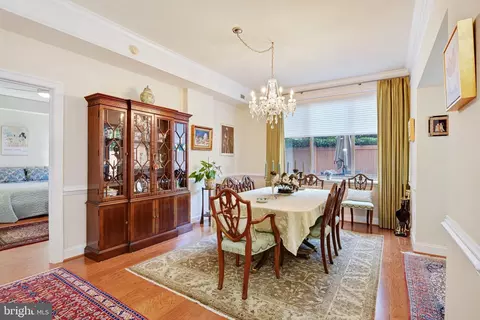 Dining - 1450 Emerson Ave #210, Mclean, VA 22101 photo 3 of 3