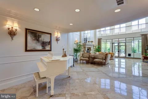 Entry Way - 1450 Emerson Ave #210, Mclean, VA 22101 photo 1 of 5