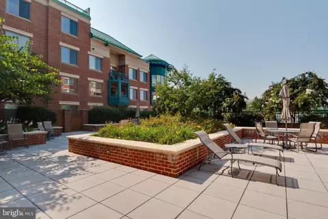 Exterior - 1450 Emerson Ave #210, Mclean, VA 22101 photo 1 of 4