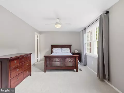Bedroom - 5811 High Bluff Ct, Burke, VA 22015 photo 3 of 4