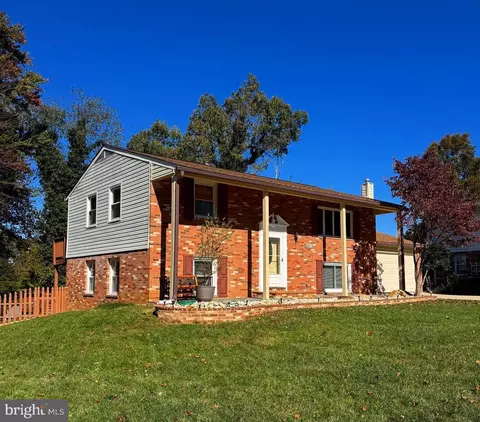 Exterior - 8518 Fairburn Dr, Springfield, VA 22152 photo 17 of 19
