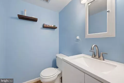 Other - 5816 Torington Dr #860, Springfield, VA 22152 photo 7 of 8