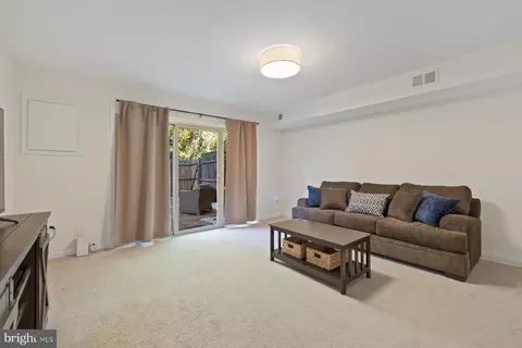 Other - 5816 Torington Dr #860, Springfield, VA 22152 photo 4 of 8