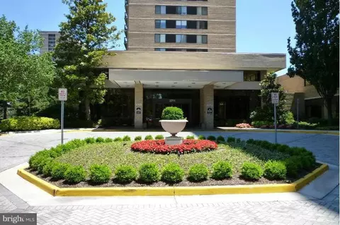 3709 George Mason Dr #1213 E, Falls Church, VA 22041