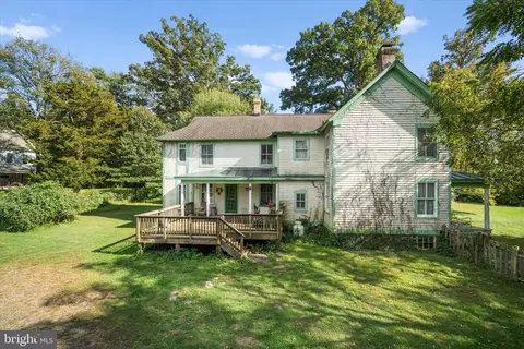 9316 Lee St, Burke, VA 22015