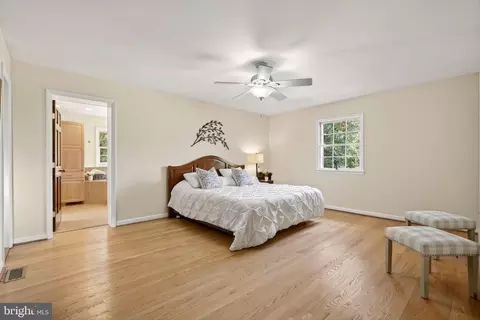 Other - 1438 Colleen Ln, Mclean, VA 22101 photo 7 of 37