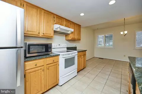 Kitchen - 8566 Gwynedd Way, Springfield, VA 22153 photo 4 of 4