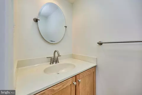Bath - 8566 Gwynedd Way, Springfield, VA 22153 photo 1 of 4