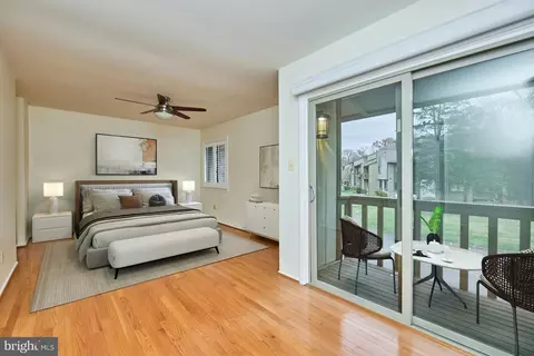Bedroom - 8566 Gwynedd Way, Springfield, VA 22153 photo 1 of 8