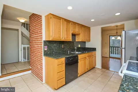 Kitchen - 8566 Gwynedd Way, Springfield, VA 22153 photo 2 of 4